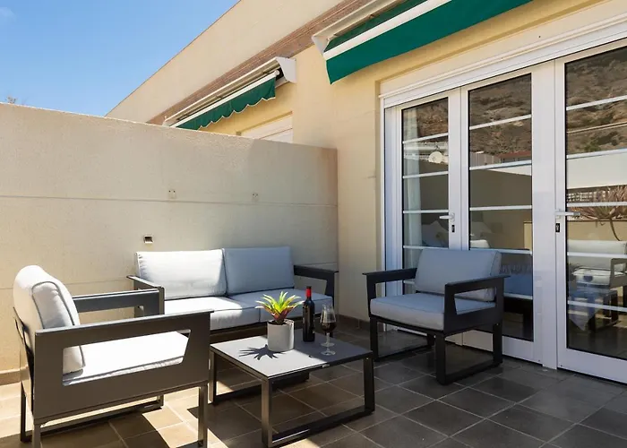 Amarre Moon Puerto De Mogan